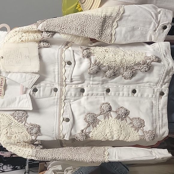 Free people STUNNING 😍 Crochet and denim jacket Staple piece!! ✨️ - Picture 6 of 8